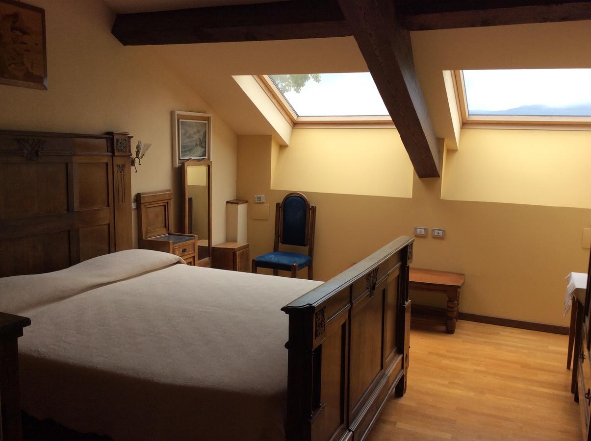 ורבאניה Hotel Villa Della Quercia מראה חיצוני תמונה